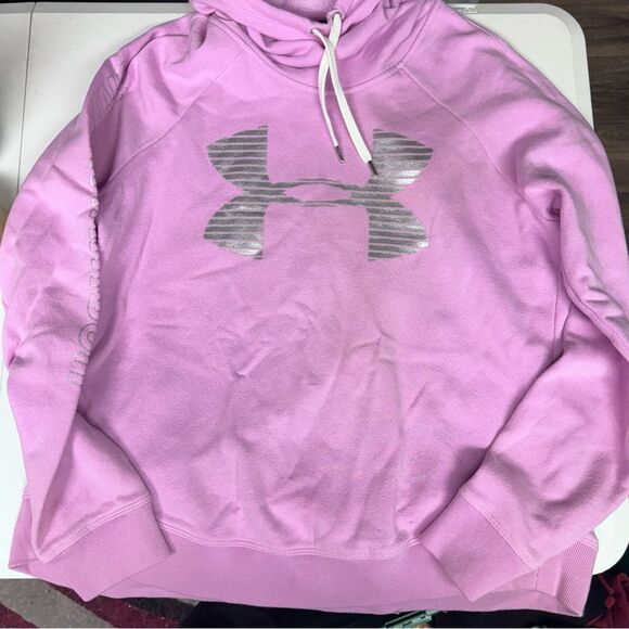 Under Armour Pink Purple Hoodie Sweatshirt size M medium women’s - Picture 1 of 2